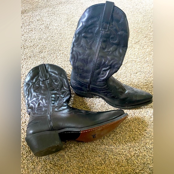 Men’s 10.5 Laredo cowboy boots black mid-calf hawk snip toe - Picture 1 of 3